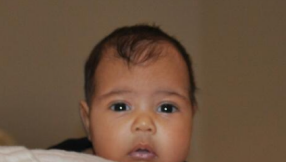 North West, Kim Kardashian baby photos [VIDEO]: Kanye West shares picture after Kim\'s taped segment on Kris!
