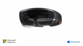 Microsoft HoloLens: Reinventing \'Virtual Reality\' with new headset