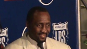 Manny Pacquiao vs Floyd Mayweather fight preview: Floyd has to put on a show â Thomas Hearns