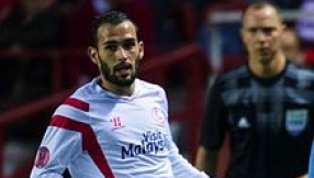 Barcelona transfer news 2015: Former Sevilla midfielder Aleix Vidal signs despite Barca transfer ban