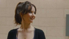 \'Passengers\' sci-fi film moving forward; stars Jennifer Lawrence and Chris Pratt