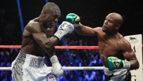 Floyd Mayweather Jr. caps career with unanimous decision over Andre Berto