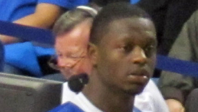 Los Angeles Lakers news 2015: Kobe Bryant and Metta World Peace join forces to guide Julius Randle