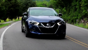 2016 Nissan Altima: Is it a luxury sedan or sports car? 