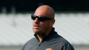 Cleveland Browns NFL 2015 roster news: Josh McCown back as starting quarterback, Johnny Manziel demoted