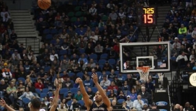 New Orleans Pelicans injury, roster rumors 2016: Eric Gordon to miss time after suffering finger injury in win over Timberwolves