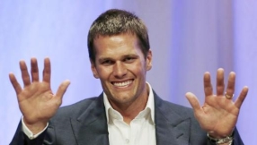 NFL rumors: Antonio Smith takes shot at Tom Brady, calls him a crybaby