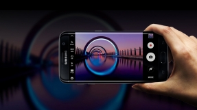 Android 7.0 Nougat for Galaxy S7, S7 Edge news: firmware upgrade pushing out to Canadian carrier soon