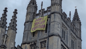 Bath Abbey banner drop