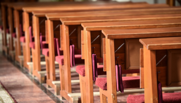 pews, church, church attendance