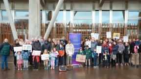 Scottish families rally against home education proposals