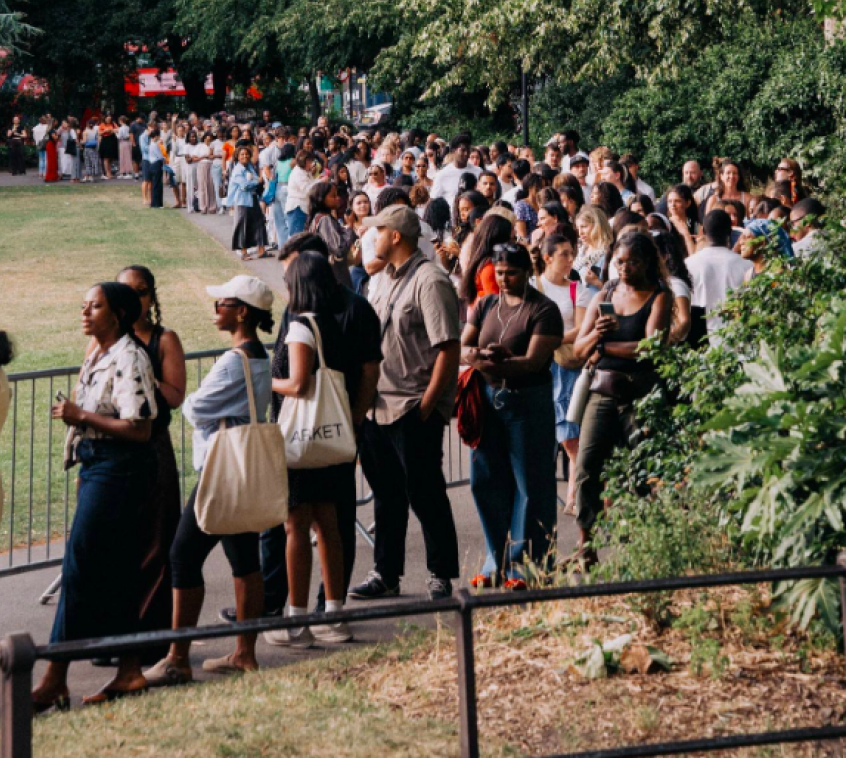 Christians queue up for service