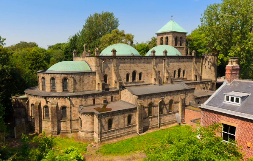 St Oswald & St Edmund Arrowsmith