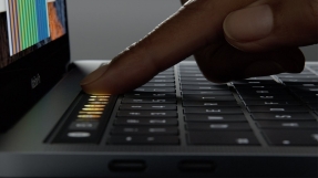 MacBook Pro 2016 specs & features news update: New laptop officially rolls out, receives mixed to positive reviews