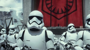 \'Star Wars: Episode 8\' plot news: New theories emerge regarding Rey\'s training and Kylo Ren\'s past