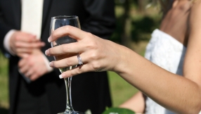 Would-be bride turns cancelled $30,000 wedding reception into banquet for the homeless