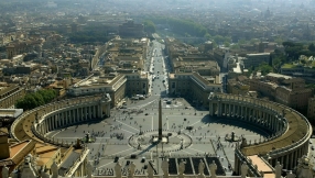 Vatican promotes \'tourism with a human touch\' in seasonal message
