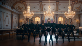 Taylor Swift dating news: Singer hints at Joe Alwyn romance in new single '...Ready for It?'