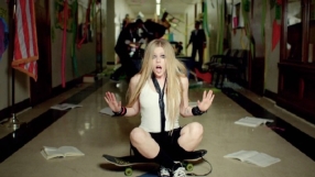 Avril Lavigne album release date news: Singer promises new music will be worth the wait