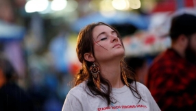 Shailene Woodley gets intimate with new boyfriend in Auckland