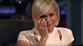 Yolanda Hadid and David Foster are officially divorced