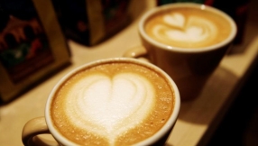 Drinking Coffee healthy or bad? How many cups a day is okay?