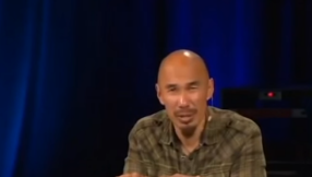 Francis Chan shares his tip for a better prayer life