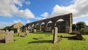 Vandalism of chapel associated with William Wallace is a 'disgrace', says local councillor