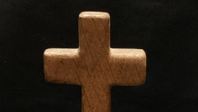 Cross made out of wood from the Titanic to go under the hammer