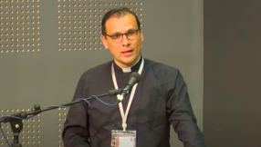 Archbishop of Canterbury apologises for refusing to meet Palestinian Christian leader