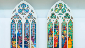 Over 320,000 people sign petition opposing Macron's '21st century mark' on Notre-Dame