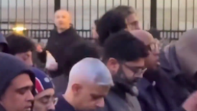 Christians divided over Islamic prayers in Trafalgar Square