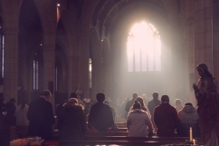 Young adults are finding faith online but it's personal relationships that bring them to church, report finds