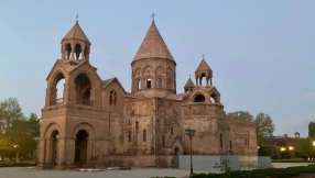 Global church body concerned for Armenian Church amid dispute with state