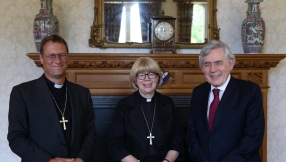 Archbishop of Canterbury meets Gordon Brown to tackle poverty