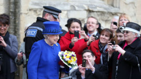 Pope Francis wants more modest meeting with Queen 