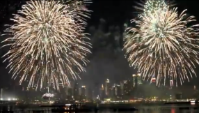 Macy\'s 4th of July fireworks 2014 [NBC TV start time tonight, live stream info]: NYC East River Brooklyn Bridge best locations