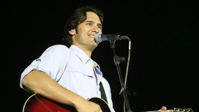 Joe Nichols \'God Bless America\' performance at MLB All-Star Game slammed [VIDEO]