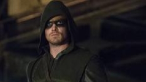 Arrow Season 3 spoilers: Oliver and Felicity romance featured in new trailer