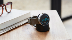 Moto 360 problems: battery, wristbands, wireless charging