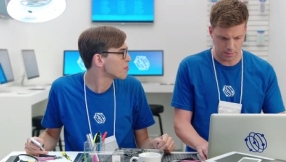 Samsung\'s new ad attacks Apple\'s iPhone 6 and iPhone 6 Plus
