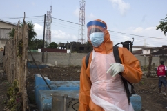 Sierra Leone to pay families of health workers who die of Ebola