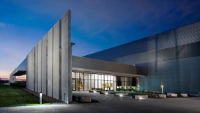 Facebook recap: New data center opens, Privacy Basics introduced, less promos in News Feed by 2015