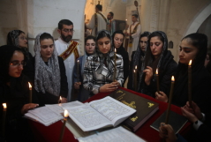 Despite Syria\'s turmoil, church leaders say new people are coming to the faith