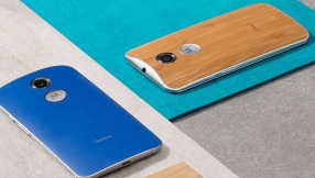 Nexus 6 vs Moto X Pure Edition compared: A phablet and it\'s smaller kin