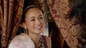 \'Reign\' season 2 episode 11 \'Getaway\' spoilers: Will the twins\' murder mystery be solved?
