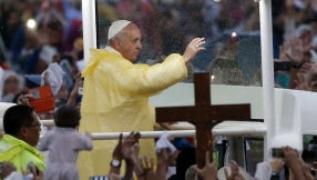 Pope leaves Philippines after record crowds attend Mass