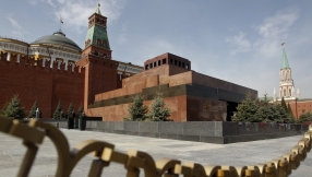 Exorcising Lenin: protesters arrested in Red Square after holy water stunt 