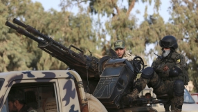 Libya: Government forces push militants back in Benghazi