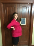 Jill Duggar happily shows off 33-week baby bump